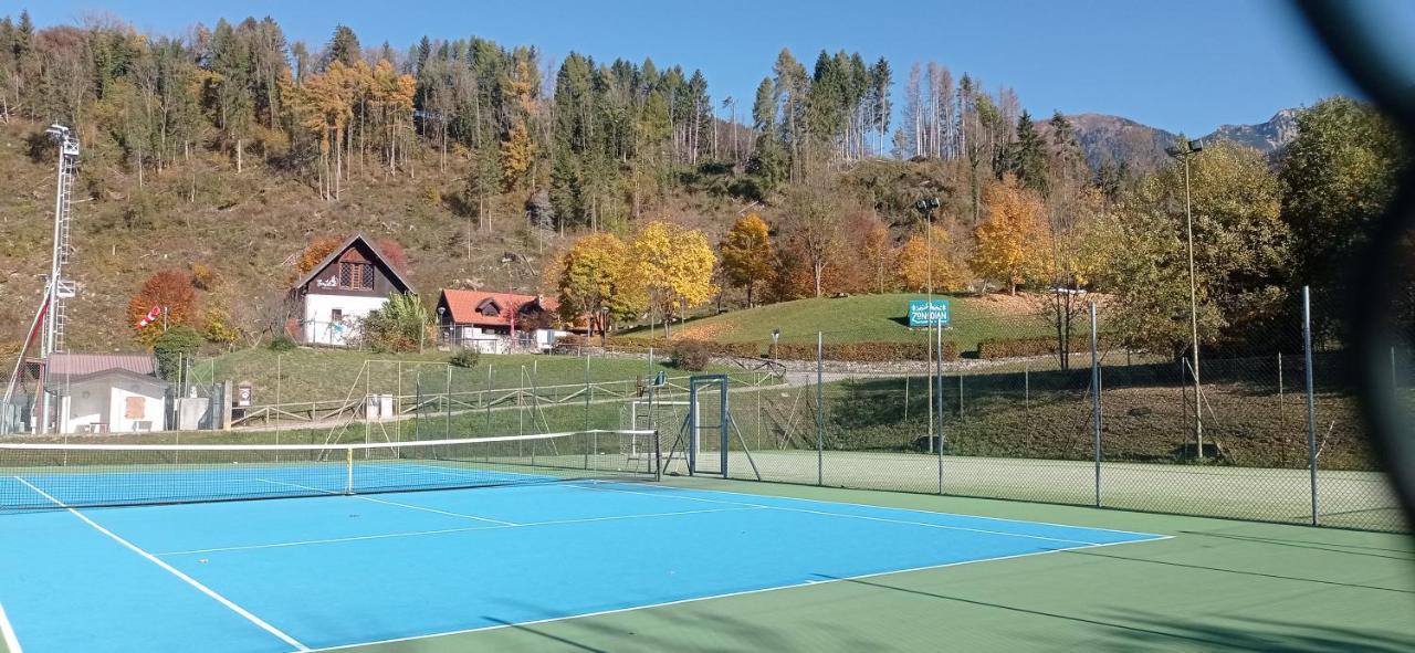 Camping & Caravan Zoncolan Ovaro Luaran gambar